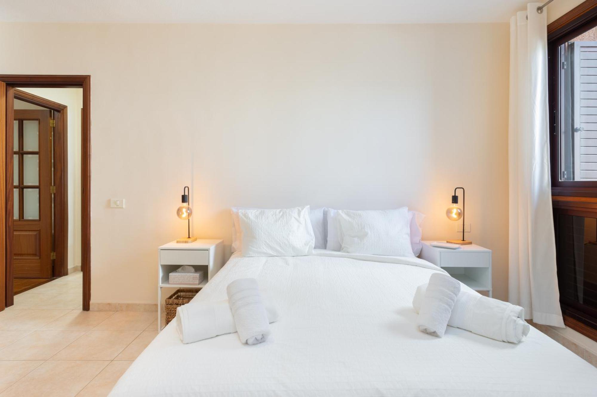 Home2Book Design & Luminous Apt Santa Cruz Center Esterno foto