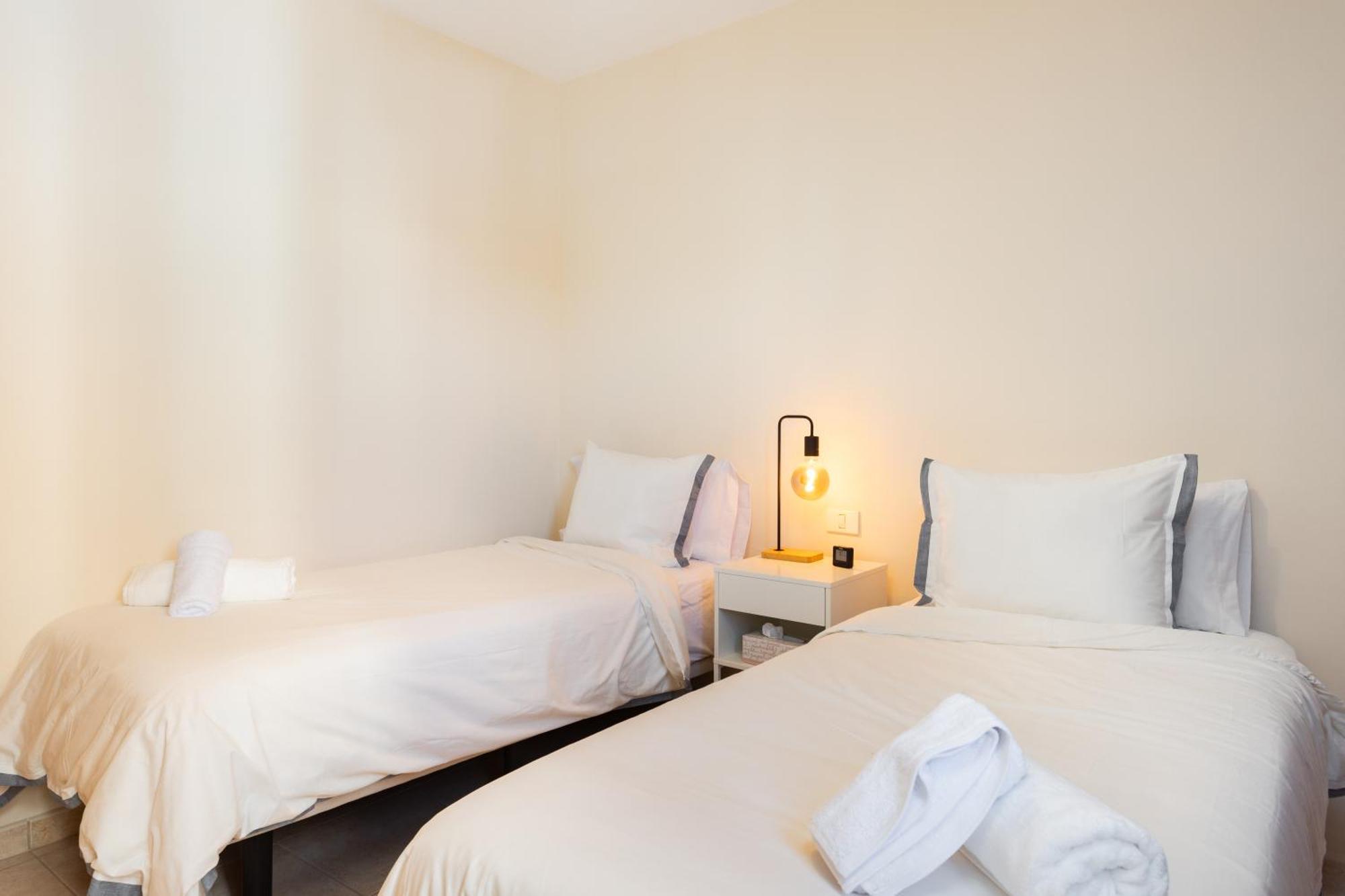 Home2Book Design & Luminous Apt Santa Cruz Center Esterno foto