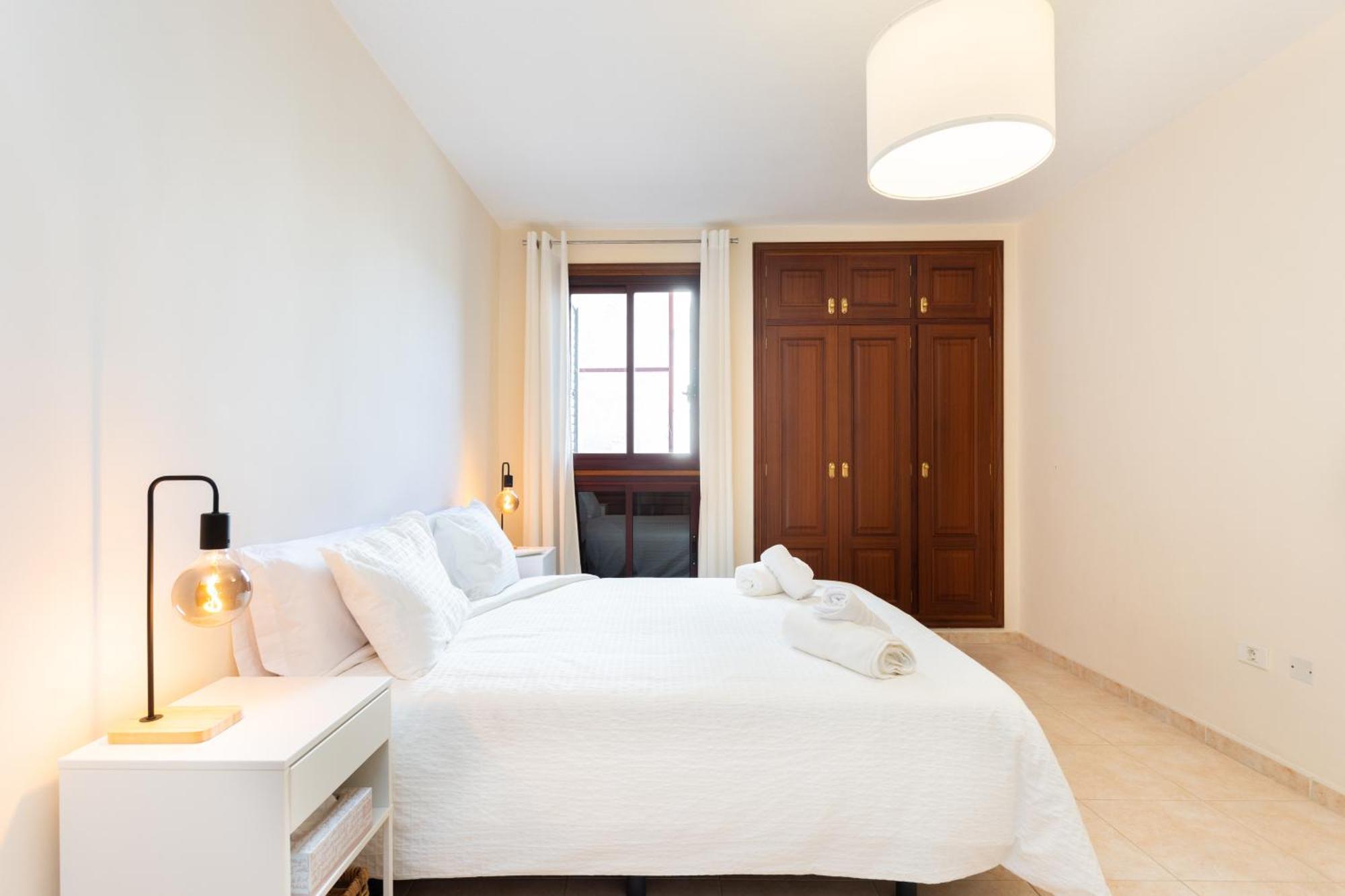 Home2Book Design & Luminous Apt Santa Cruz Center Esterno foto